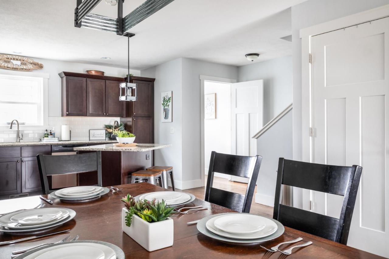 “Hygge” 3Bdr Townhouse, Close To Beach, Park & Wineries! مدينة ترافيرز المظهر الخارجي الصورة